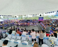 都灵训练开放日,赛后手感冰凉引观众欢呼,法联杯在即,训练强度显著提升(热那亚vs都灵比分预测)