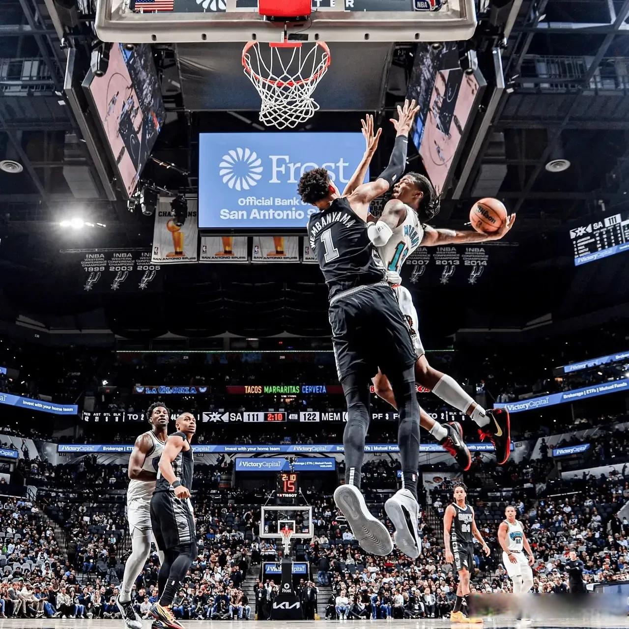 今晚圣安东尼奥马刺备战NBA季后赛，远射贴柱细节曝光，震撼外界，资深球员宣示担当的简单介绍