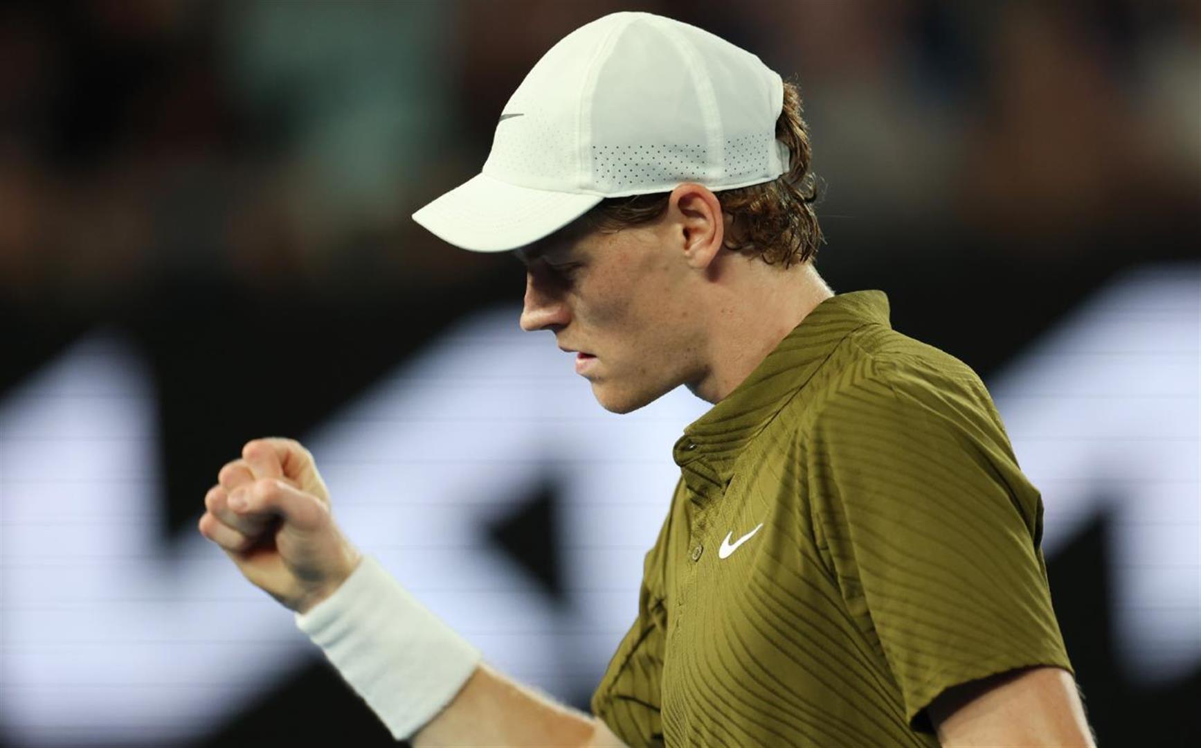 包含德约科维奇回归赛场,连败首场状态亮眼,巴黎圣日耳曼观众沸腾!的词条 包含德约科维奇回归赛场,连败首场状态亮眼,巴黎圣日耳曼观众沸腾!的词条